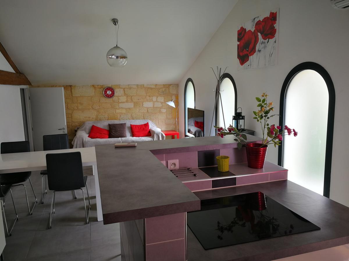 Appartement De Charme Bordeaux Chatrons Exterior foto
